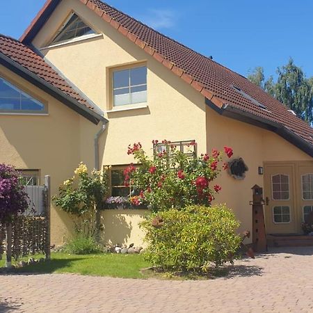 Ostseeferien In Lichtenhagen-Dorf Ferienwohnung Elmenhorst/Lichtenhagen المظهر الخارجي الصورة